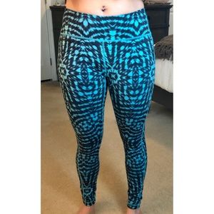 Zella High Waisted Yoga Pants - Size Medium